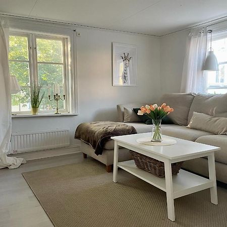 Lagenhet I Norrtalje Apartment Екстериор снимка